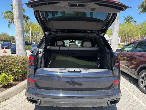 Used 2024 BMW X5 xDrive40i w/ M Sport Package image 20