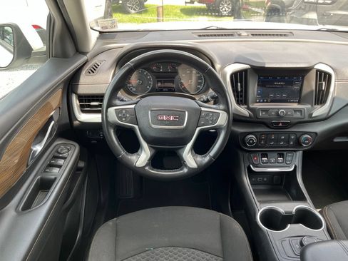 Used 2018 GMC Terrain SLE FWD image 11