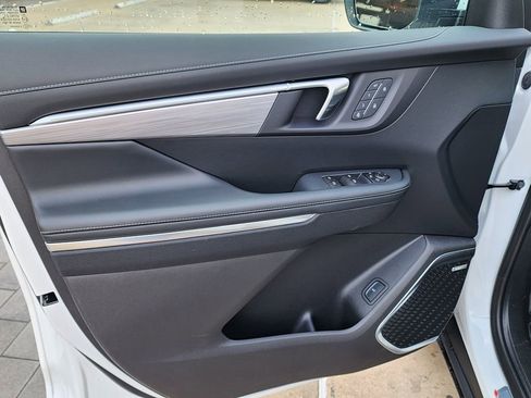 New 2026 Buick Enclave Preferred w/ Power Package FWD image 13