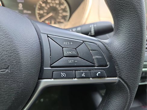 Used 2022 Nissan Altima 2.5 SV FWD image 20
