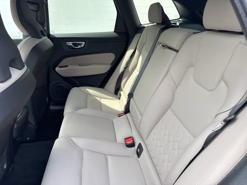 Used 2026 Volvo XC60 B5 Core w/ Climate Package AWD/4WD image 14