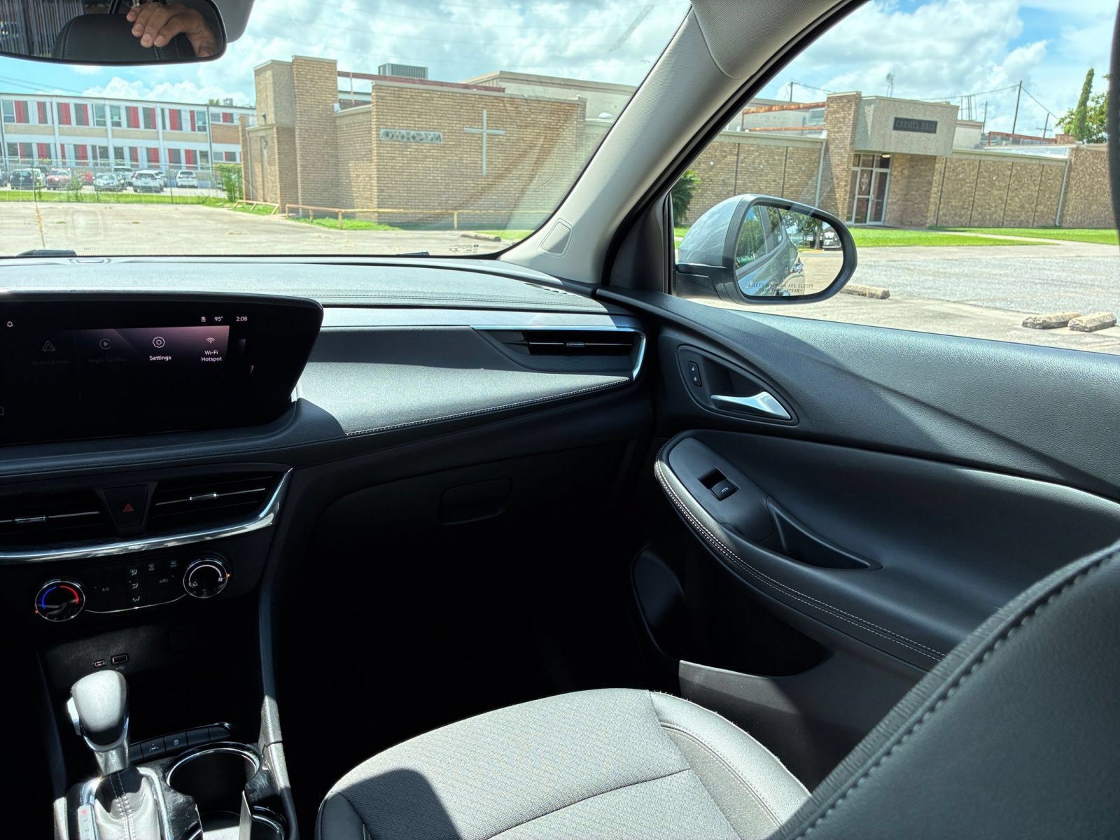 Used 2026 Buick Encore GX Preferred FWD image 33