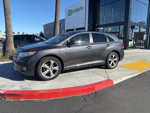 Used 2010 Toyota Venza AWD image 6