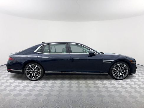 Used 2025 Genesis G90 3.5T AWD/4WD image 4