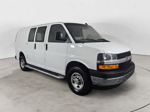 Used 2024 Chevrolet Express 2500 Work Van w/ Driver Convenience Package image 7