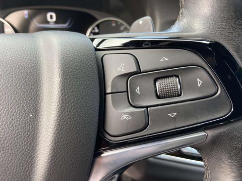 Used 2023 Buick Enclave Avenir w/ Avenir Technology Package FWD image 28