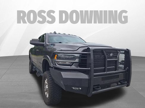 Used 2021 RAM 2500 Laramie w/ Night Edition AWD/4WD image 3