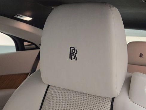 Certified 2016 Rolls-Royce Wraith RWD image 30