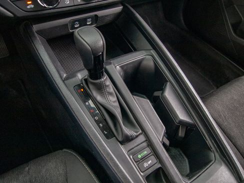 Used 2025 Honda Accord SE image 19
