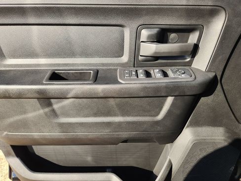 New 2026 RAM 2500 Tradesman AWD/4WD image 32