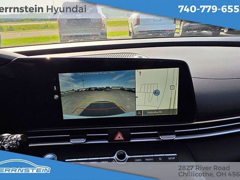 Certified 2026 Hyundai Elantra Limited w/ Cargo Package FWD image 18