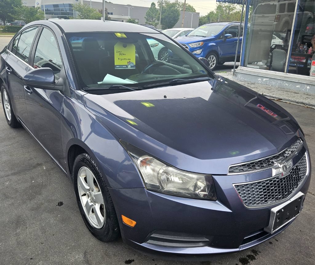 Used 2014 Chevrolet Cruze LT FWD image 1