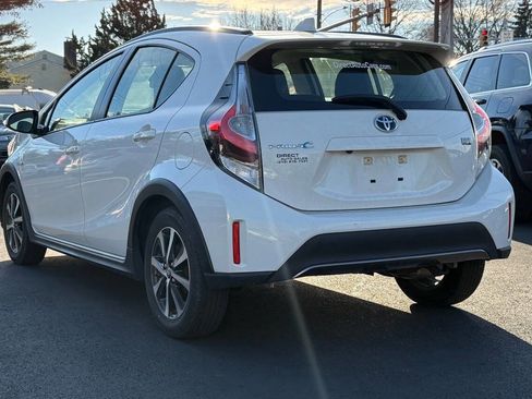 Used 2018 Toyota Prius C One image 8