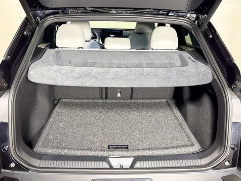 Certified 2025 Volkswagen ID.4 Pro S AWD/4WD image 24