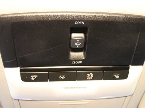 Used 2023 Nissan Altima 2.5 SR AWD/4WD image 26