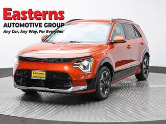 Used 2023 Kia Niro Wind w/ Wind Preserve Package FWD video 1