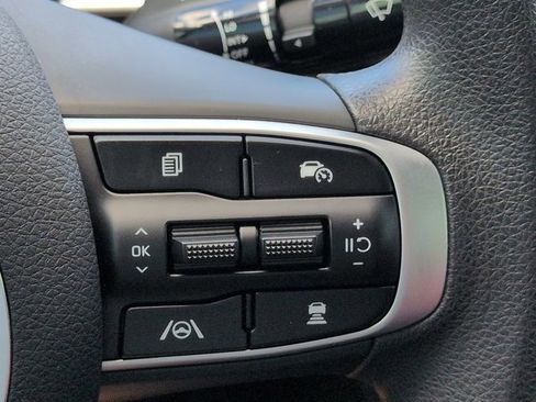 Used 2025 Kia K5 LXS FWD image 24