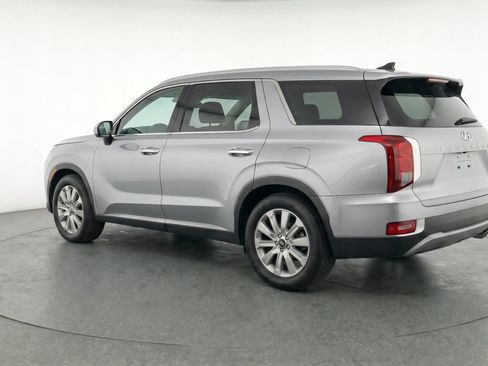 Used 2025 Hyundai Palisade SEL FWD image 6