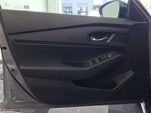 Certified 2025 Honda Accord SE image 18