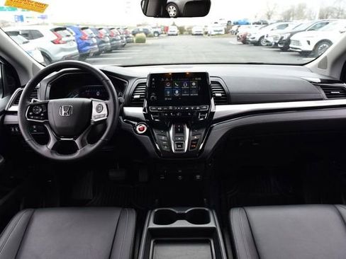 Used 2023 Honda Odyssey Touring image 7