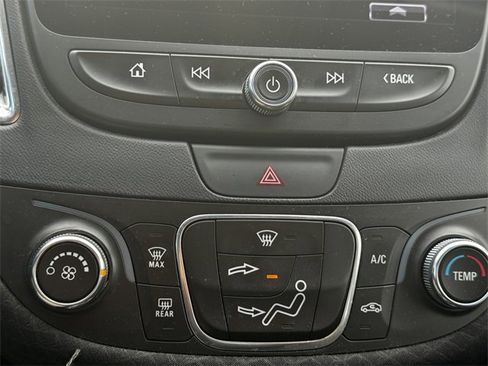 Used 2016 Chevrolet Malibu LT image 31