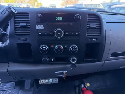 Used 2013 Chevrolet Silverado 2500 W/T image 14