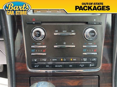 Used 2017 Lincoln Navigator Reserve image 34