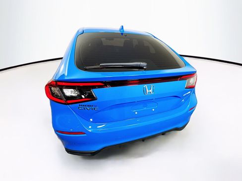 Used 2023 Honda Civic Sport image 7