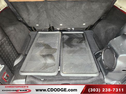 Used 2013 Jeep Wrangler Unlimited Rubicon w/ Connectivity Group AWD/4WD image 23