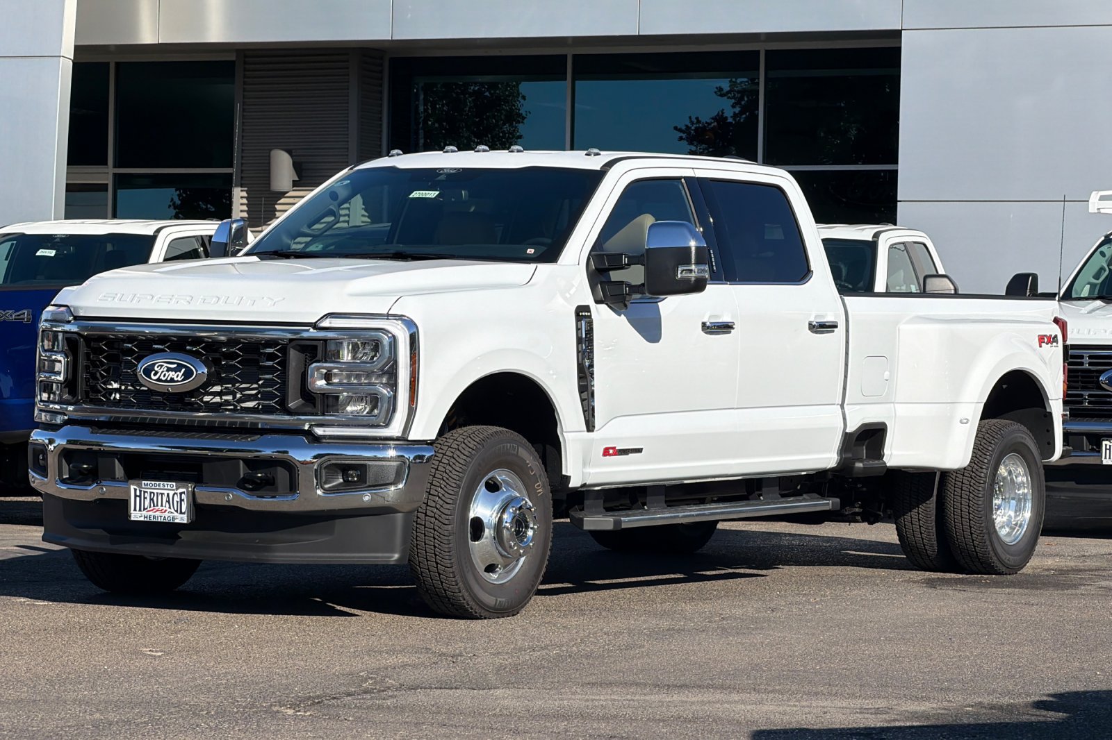 New 2027 Ford F350 Lariat w/ Lariat Premium Package AWD/4WD image 8