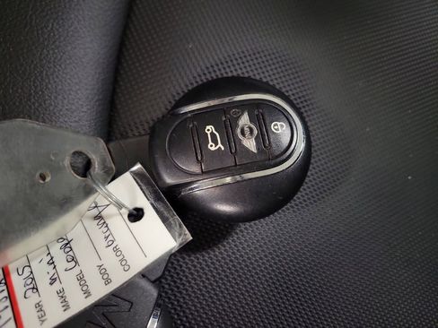 Used 2015 MINI Cooper 2-Door Hardtop image 17