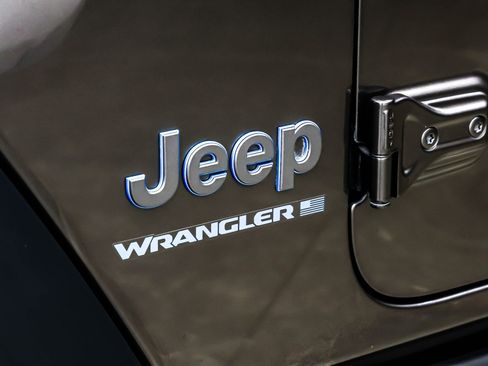Used 2025 Jeep Wrangler Unlimited Sport S 4xe image 13