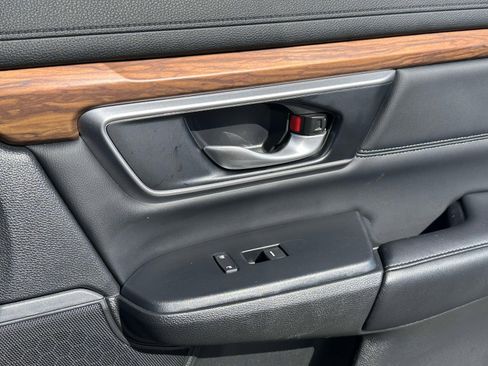 Used 2022 Honda CR-V Touring image 29