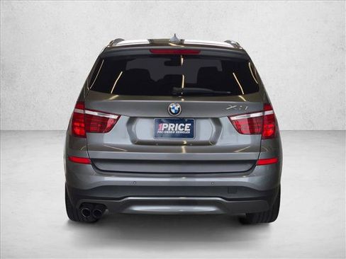 Used 2017 BMW X3 sDrive28i RWD image 7