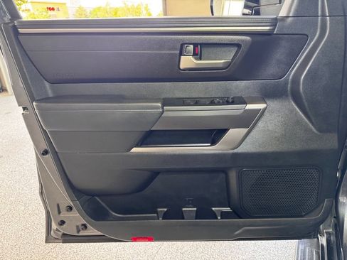 Certified 2023 Toyota Sequoia SR5 AWD/4WD image 22
