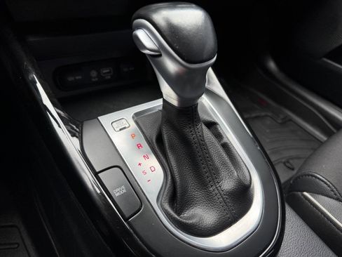 Used 2020 Kia Forte GT-Line FWD image 18