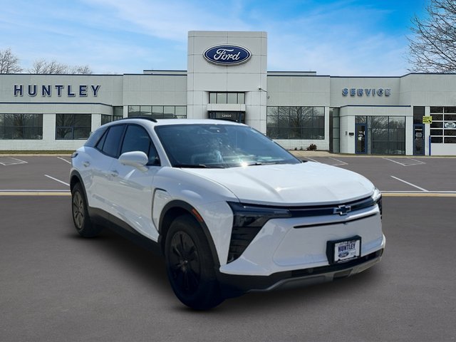 Used 2025 Chevrolet Blazer EV LT AWD/4WD image 4