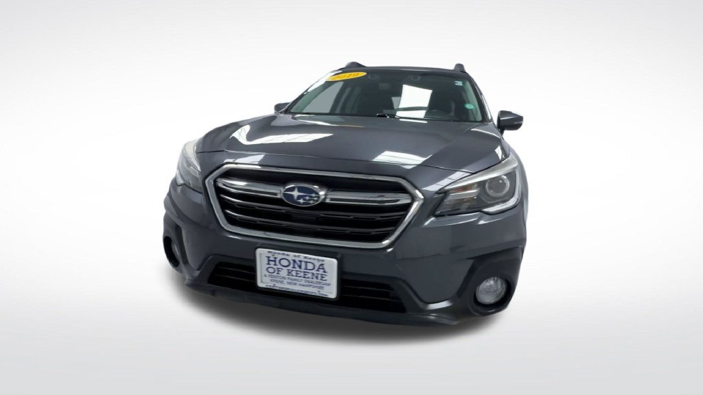 Used 2019 Subaru Outback 2.5i Limited AWD/4WD image 3