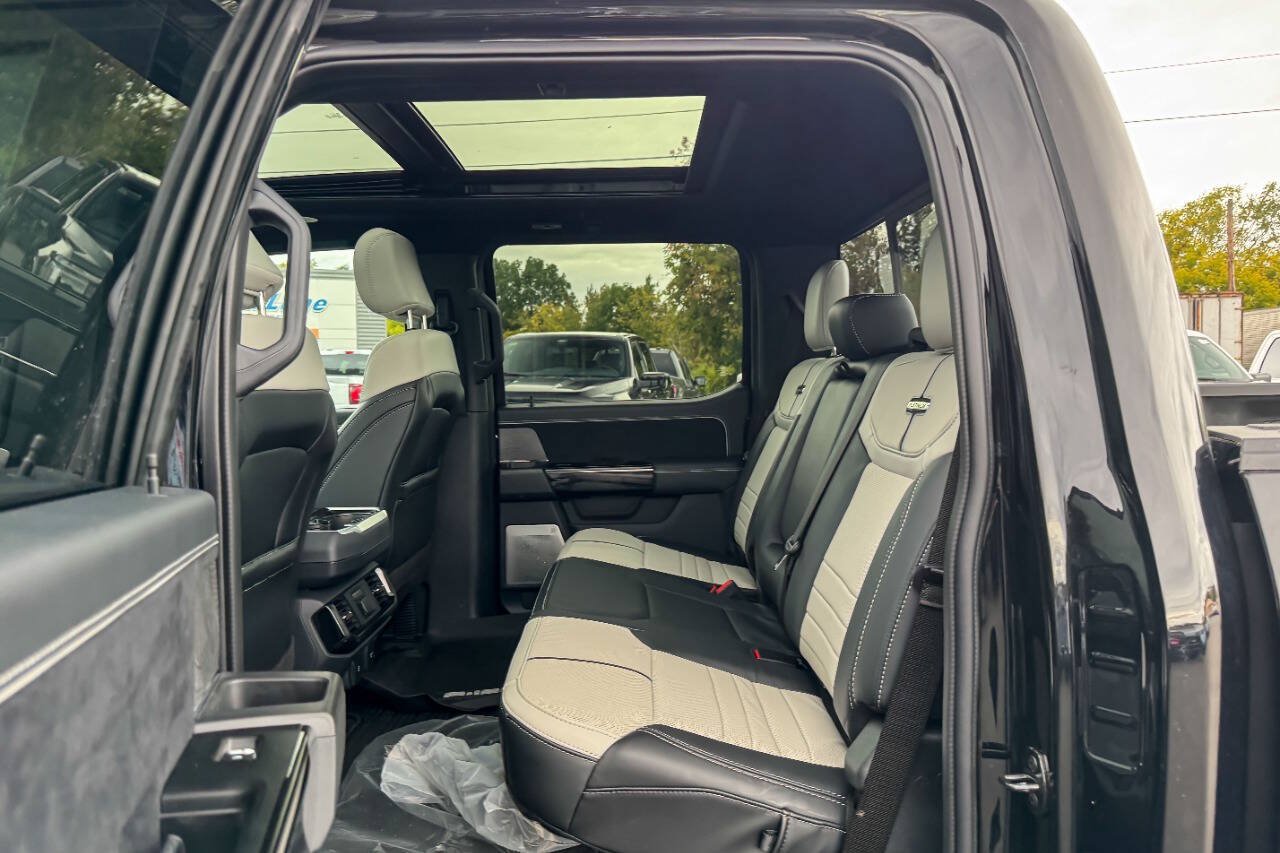 Used 2023 Ford F150 Lightning Platinum AWD/4WD image 24