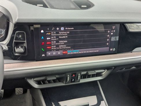 New 2026 Porsche Cayenne image 18