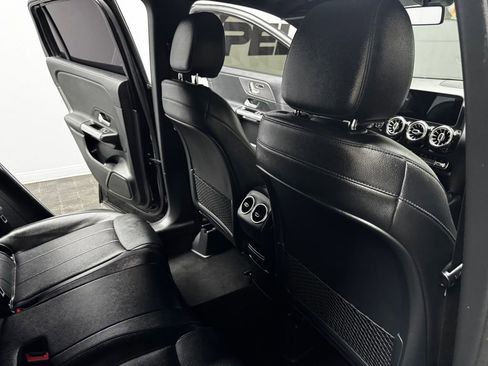 Used 2021 Mercedes-Benz GLA 250 image 48