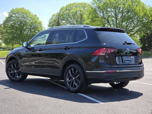 Used 2023 Volkswagen Tiguan SE image 20
