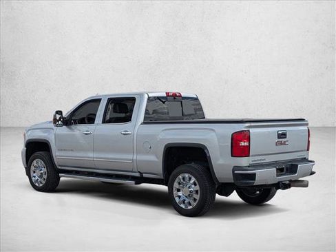 Used 2019 GMC Sierra 2500 Denali w/ Duramax Plus Package image 7