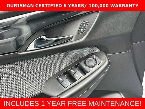 Used 2024 Chevrolet TrailBlazer LT w/ LT Cold Weather Package AWD/4WD image 18