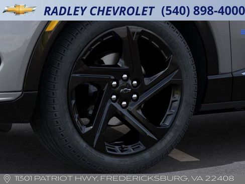 New 2026 Chevrolet Equinox EV RS image 9