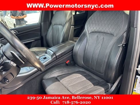 Used 2020 BMW X5 M50i w/ Premium Package image 34