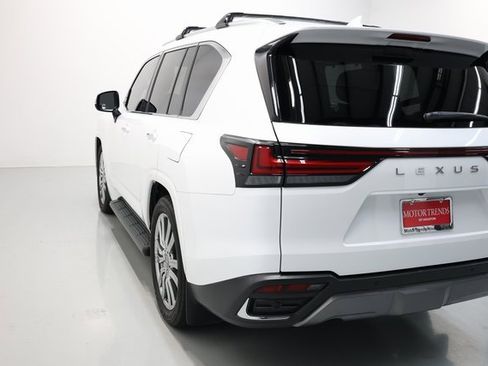 Used 2023 Lexus LX 600 4WD w/ Ultra Luxury Package image 59