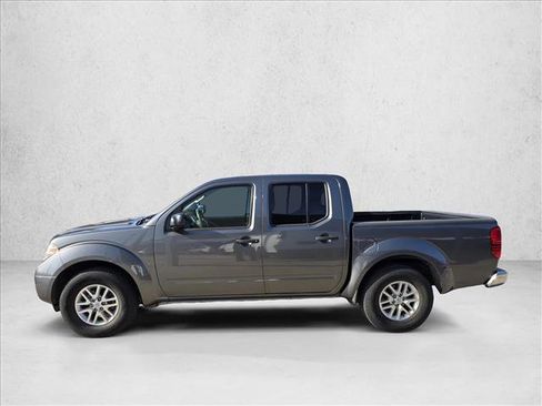 Used 2019 Nissan Frontier SV image 8