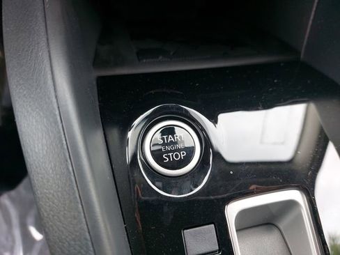 New 2025 Nissan Versa SV w/ Trunk Package image 26