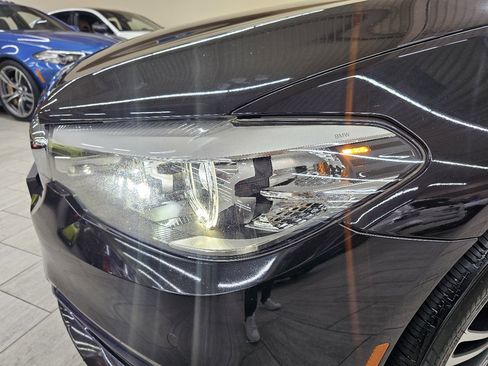 Used 2018 BMW 530i image 11